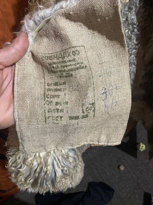 Натуралние кой теридан болган палото сотилади