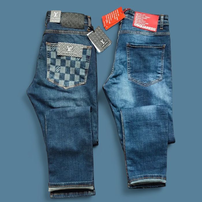 Jeanși bărbătești