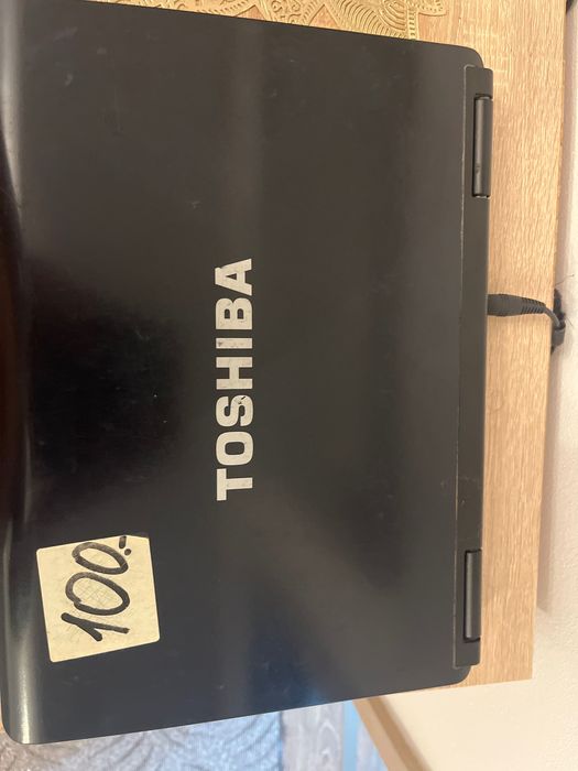 Toschiba notebook lapttop