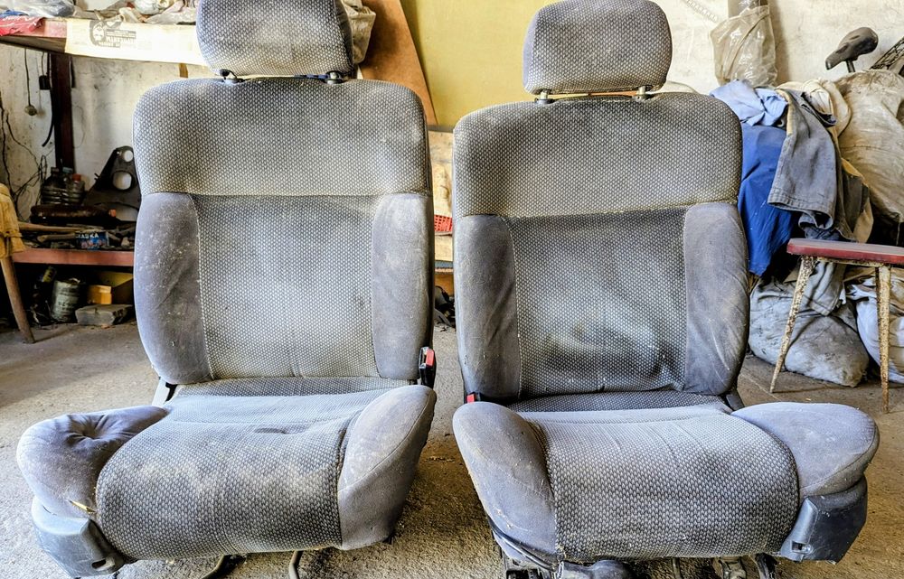 Сидения для Toyota Estima