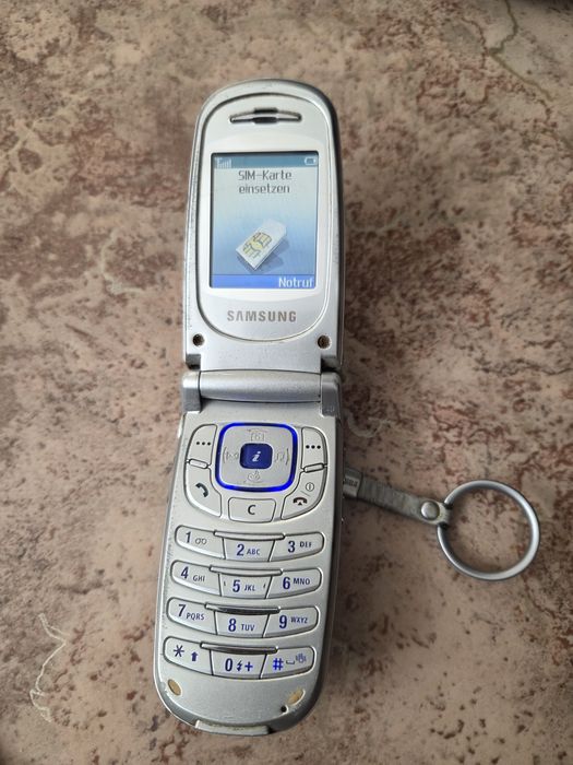 Продам самсунг .