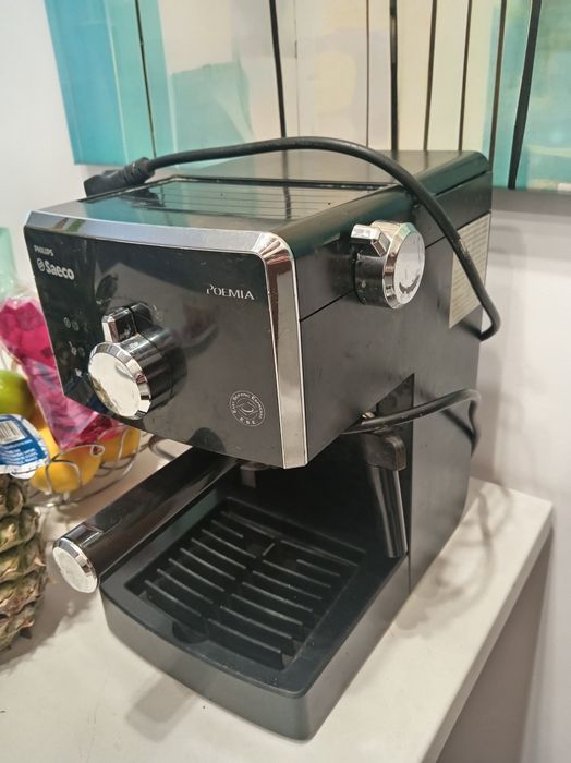 Vând aparat de cafea Saeco