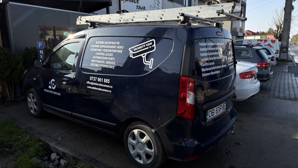 Bannere Benere Autoxolante Colantari Pliante Carti de vizita Flayere