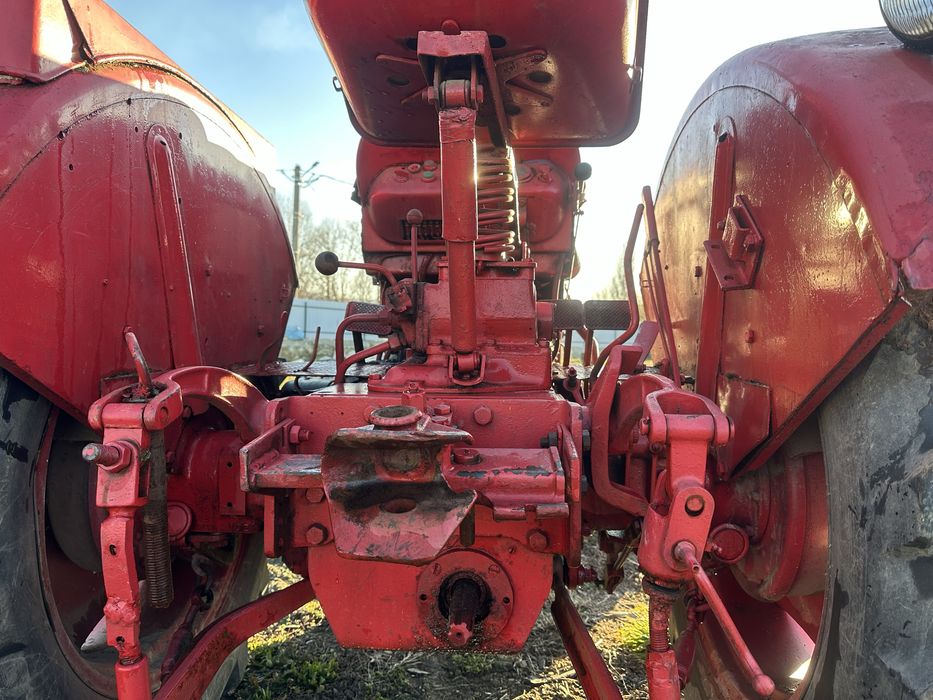 Hanomag R324 cu motor U445