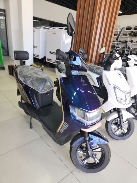 Электро скутер новые классное расцветки