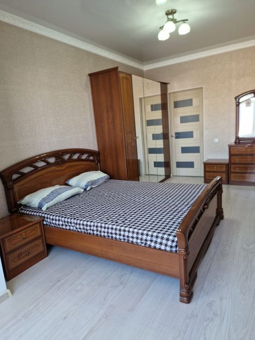 сдам посуточно 2-х комн кв-ру Батыс-2