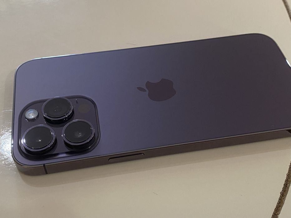 Продам apple 14 pro max