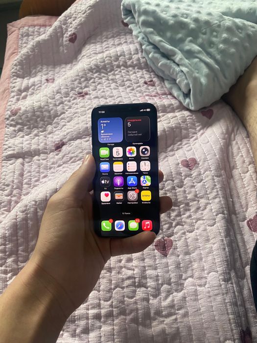Продам iPhone 11 Pro