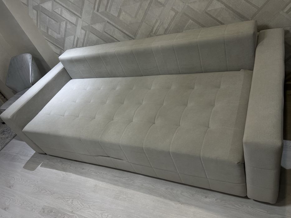 Диван в отличном состоянии