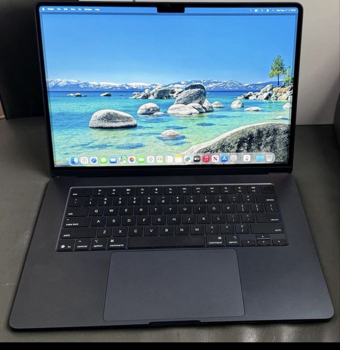 macbook air 15 m4 16/256