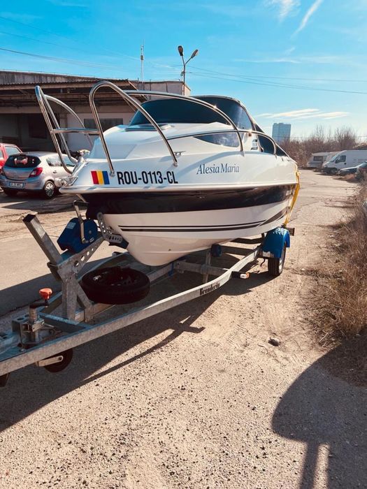 De vanzare barca cu motor Galeon Galia 485, Mercuri 60CP. Ambarcatiune