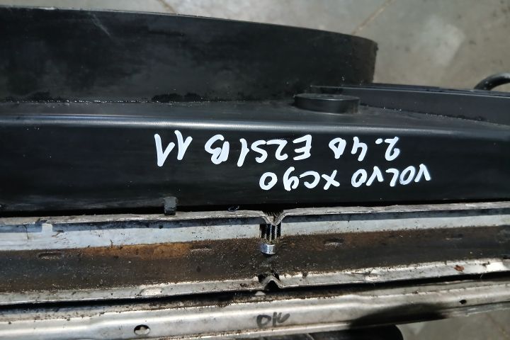 Set radiatoare motor 31274553 31293550 30612864 31274553 31293550 306