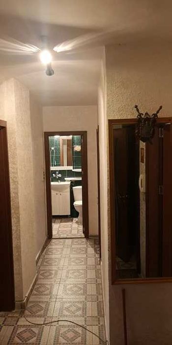 Дава се под наем Тристаен апартамент в Бургас, Център - 90 кв.м за 225 € - Снимка #13