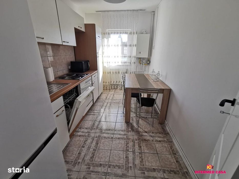 Apartament 4 camere zona Strand