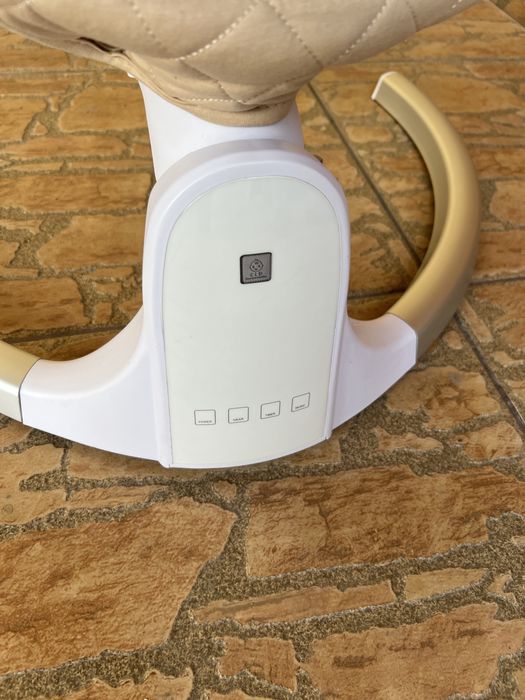 Leagan balansuar electric bebelusi muzica