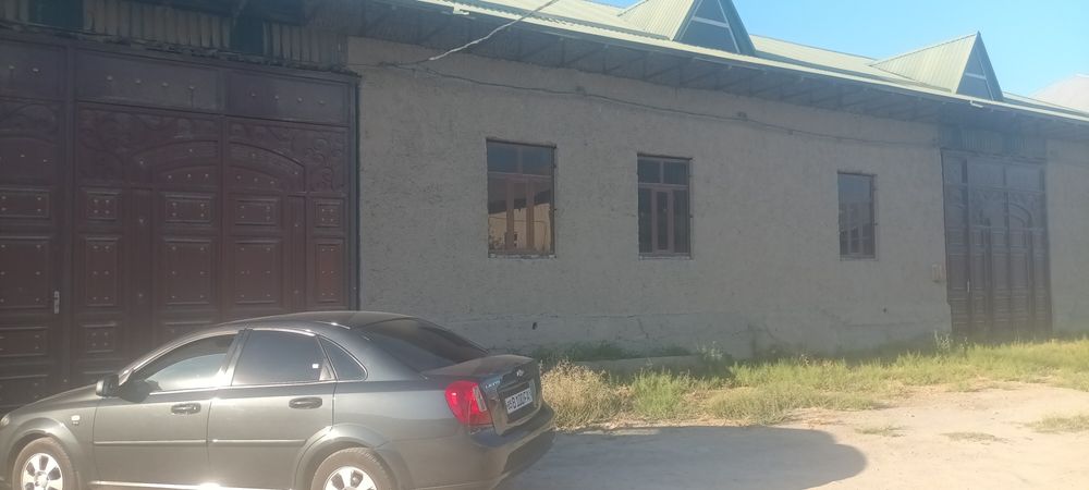 Кармана тумани "Варк" МФЙда иккита ховли сотилади курилган .