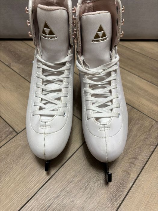 Коньки Fischer для фигурного катания