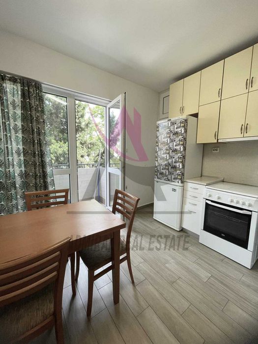 Дава се под наем Тристаен апартамент в Варна, Общината - 55 кв.м за 600 € - Снимка #1