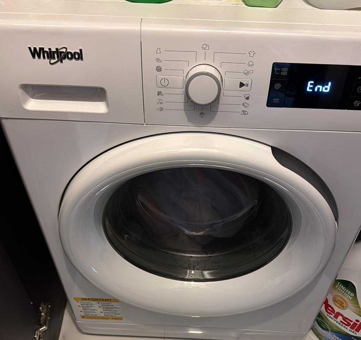 Masina de spalat slim Whirlpool FWSG71253W