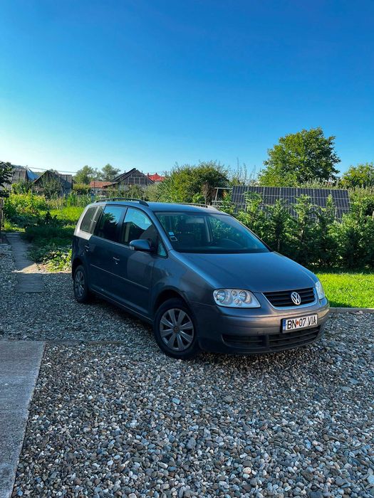 VOLKSWAGEN Touran 2003 — imagine 3