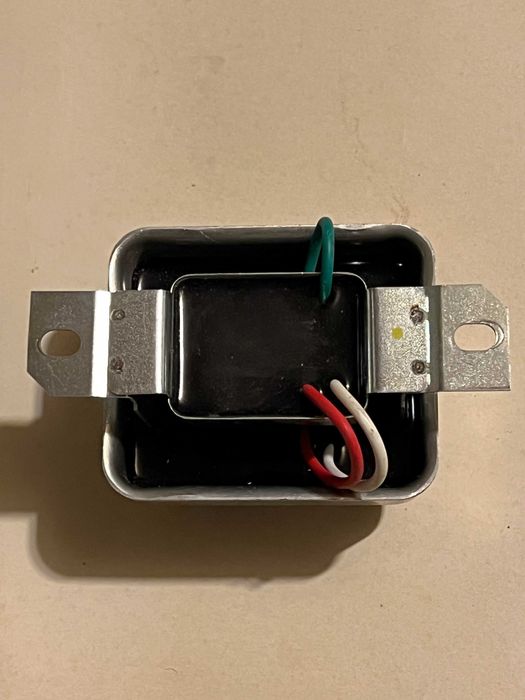 Regulator tensiune 12V