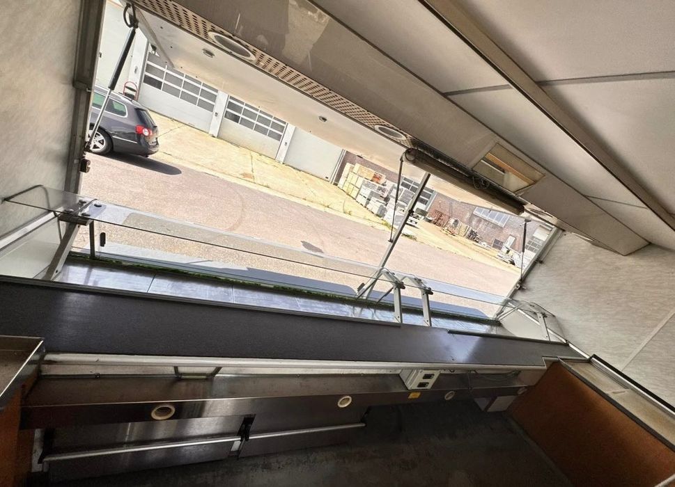 кемпер за бързо хранене