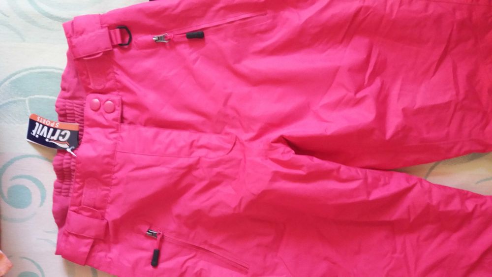 Pantaloni de ski dama marimea S culoare ciclam cu negru mar.36-38