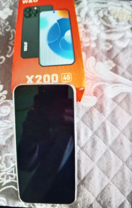 Смартфон w&0x200