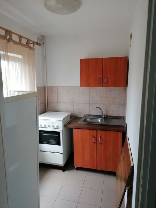 Gasoniera de inchiriat, zona Cantacuzino