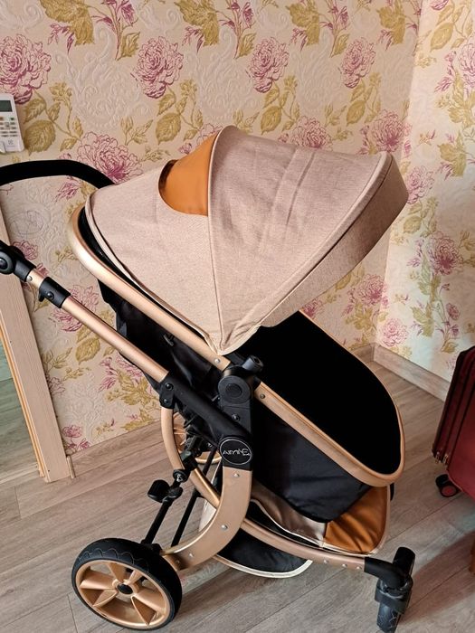 Коляска новая 30000