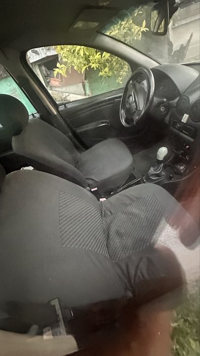 Лек автомобил Dacia
