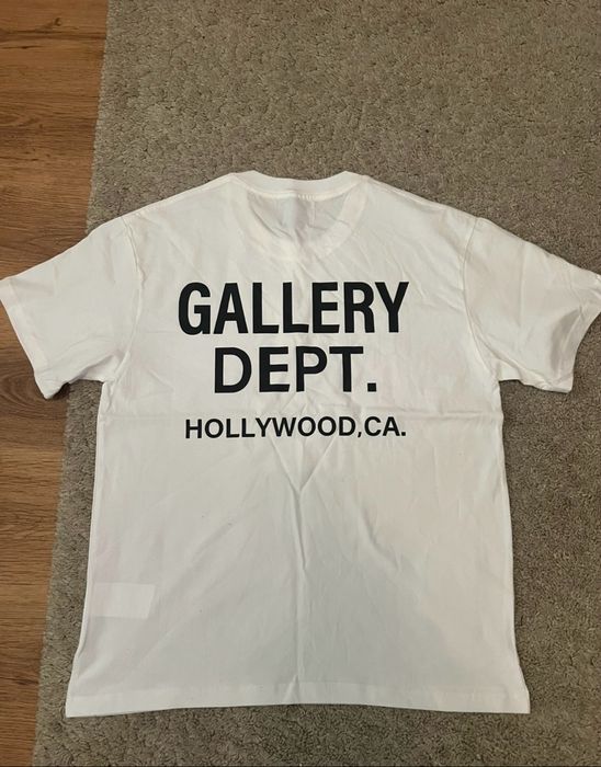 Tricou Gallery Dept
