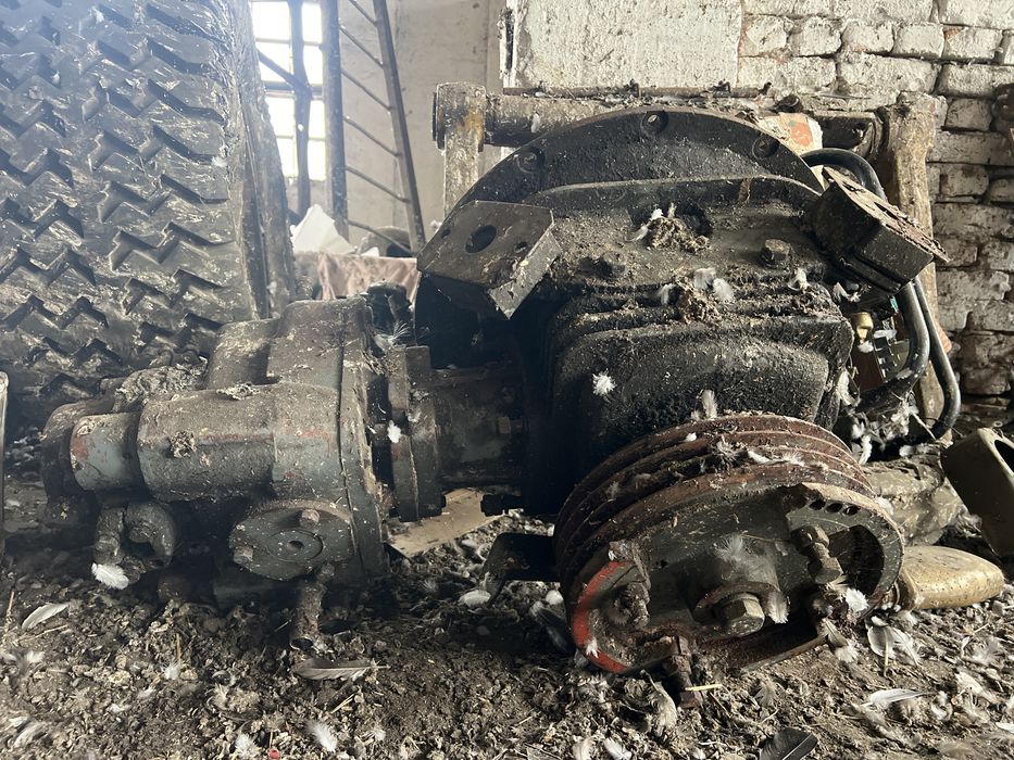 Редуктор+коробка вектор