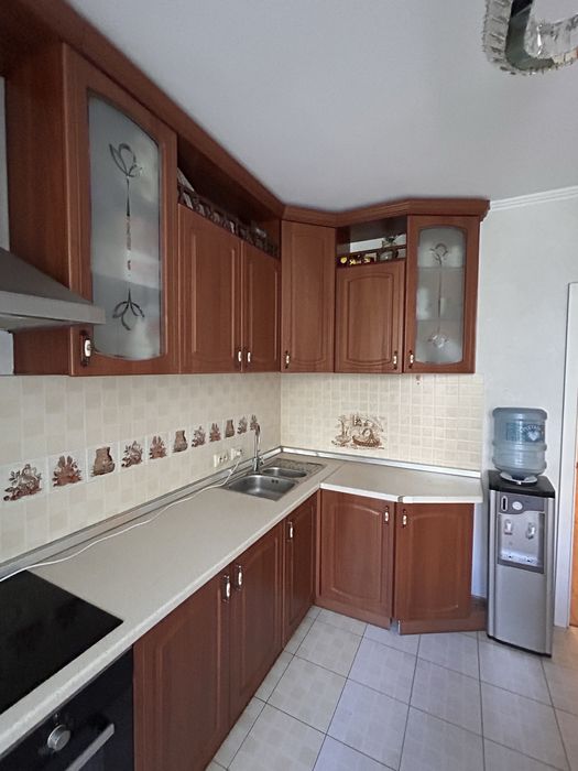 Продаеться Кухонный гарнитур