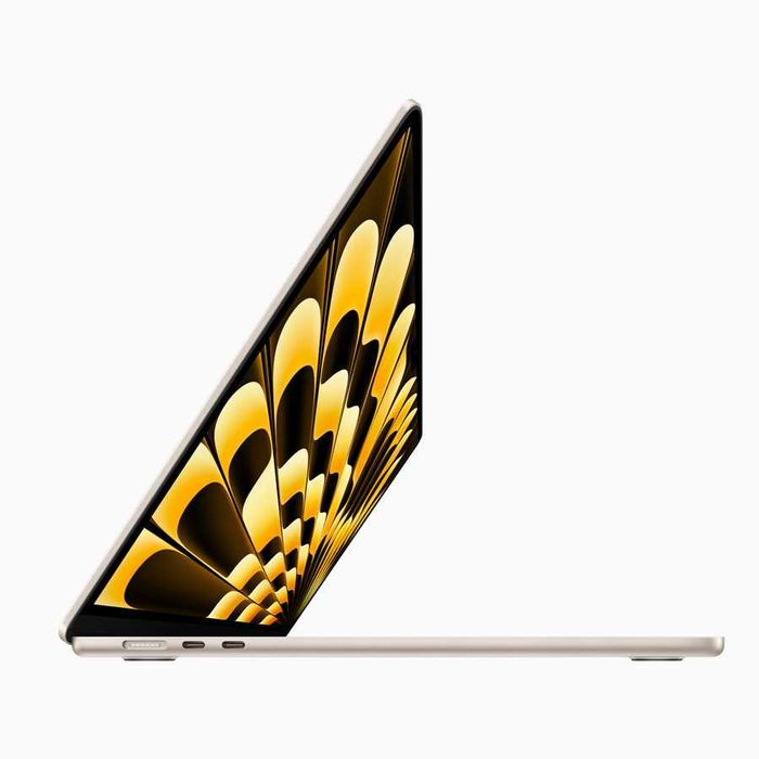 Apple MacBook AIR 15 2023 A2941 15.3 inch Retina IPS, Apple M2, 8 Gb RAM, SSD 512 Gb Grafica Integrata Apple 10-Core GPU | UsedProducts.Ro