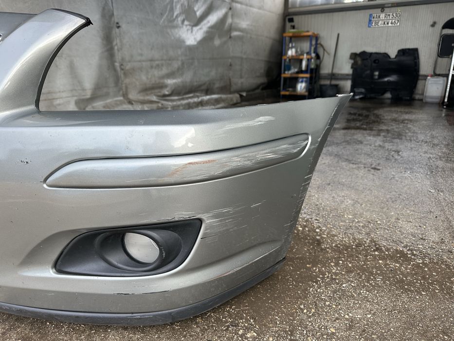 Предна броня комплект за Тойота Авенсис T25 facelift