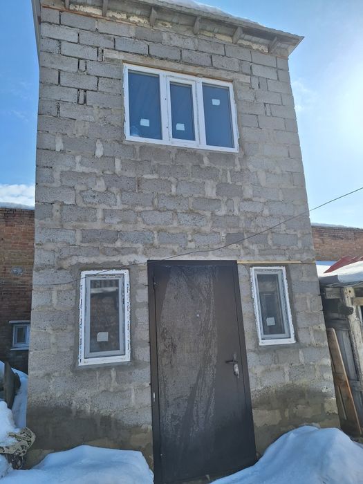 Продам квартиру и дом