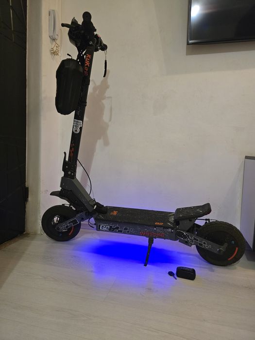 Kukirin g2 2026 + accesorii.