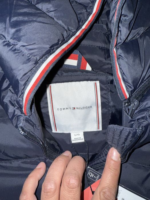 куртка женская  tommy hilfiger размер L оригинал