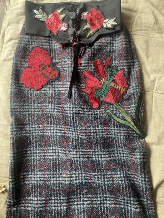 Fusta Zara S broderie si brau