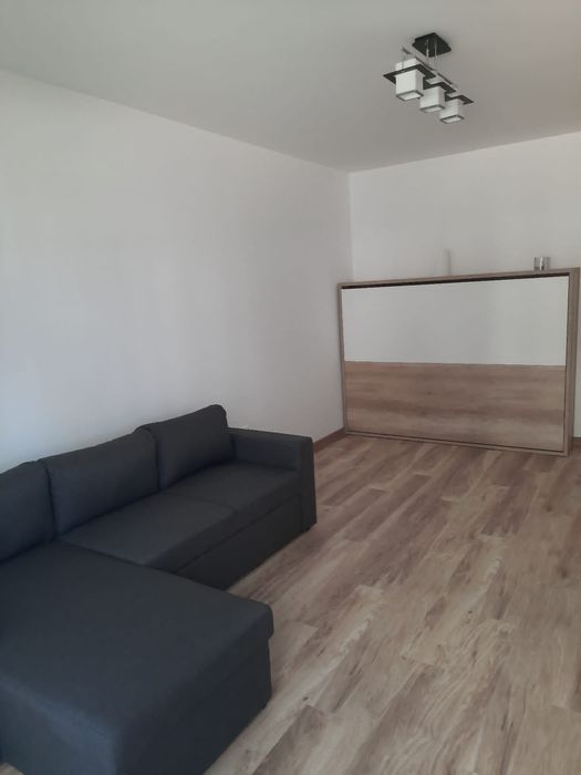 Ofer spre închiriere garsonieră în Avantgarden Bartolomeu!