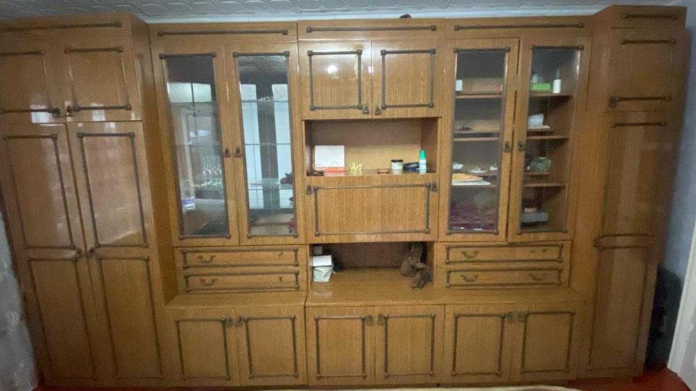 Стенка в хорошем состоянии