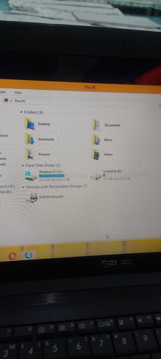 Ноутбук Asus продается
