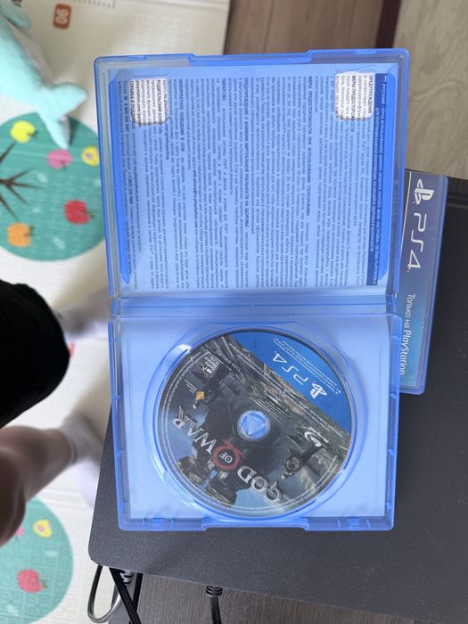 Playstation 4 Slim  1TB full bundle