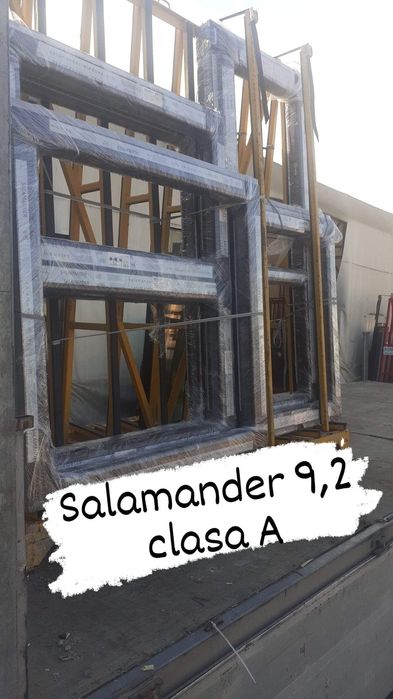 Rulouri exterioare,  folie transparenta