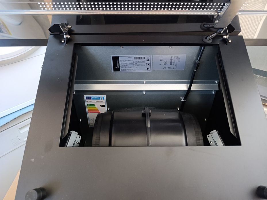 Нов  Стъклен аспиратор KOLBE 90см