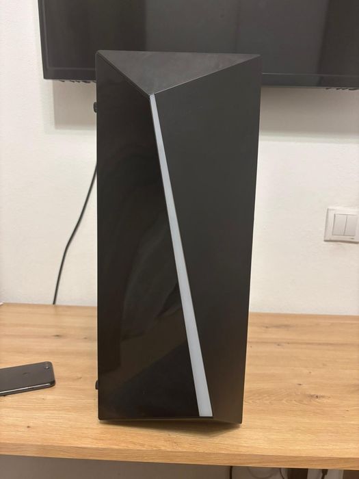 Vând pc gaming i3 10100f, rx6500xt