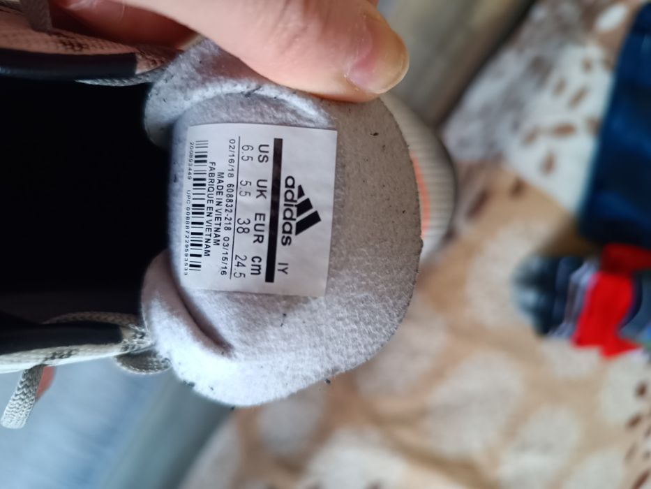 Продам форму для футбола.