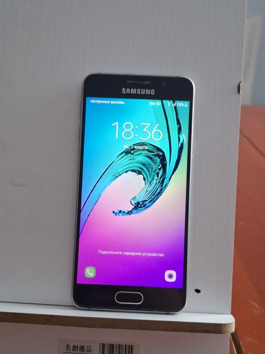 Продам самсунг j3⁶
