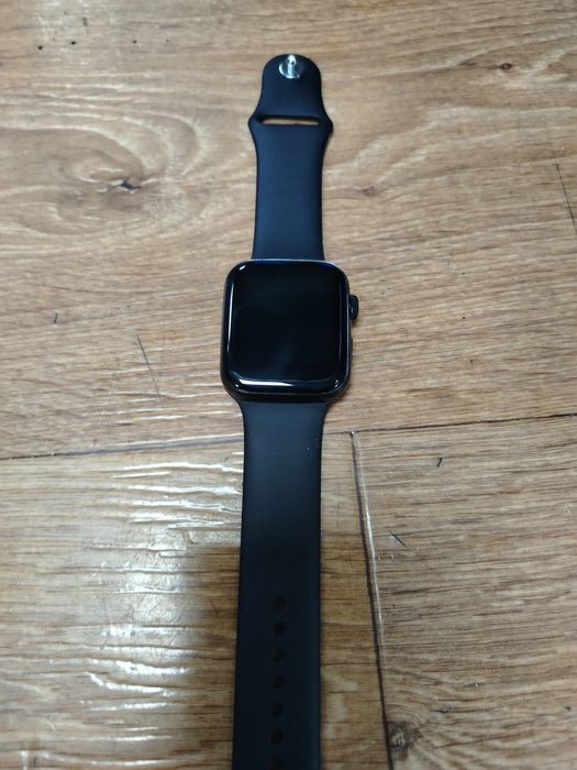 Смарт часовник нов